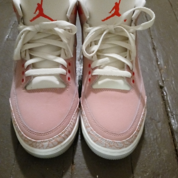 Jordan 3 - Picture 3 of 5